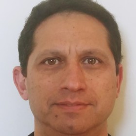 ד"ר גיל ברוש