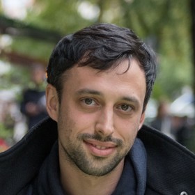 Dr. Ezra Waxman