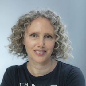 גב' תמר ארזי שחם